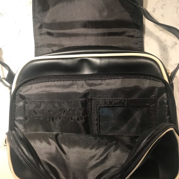 Girl 101 Athletic shoulder bag - Picture 3 of 4